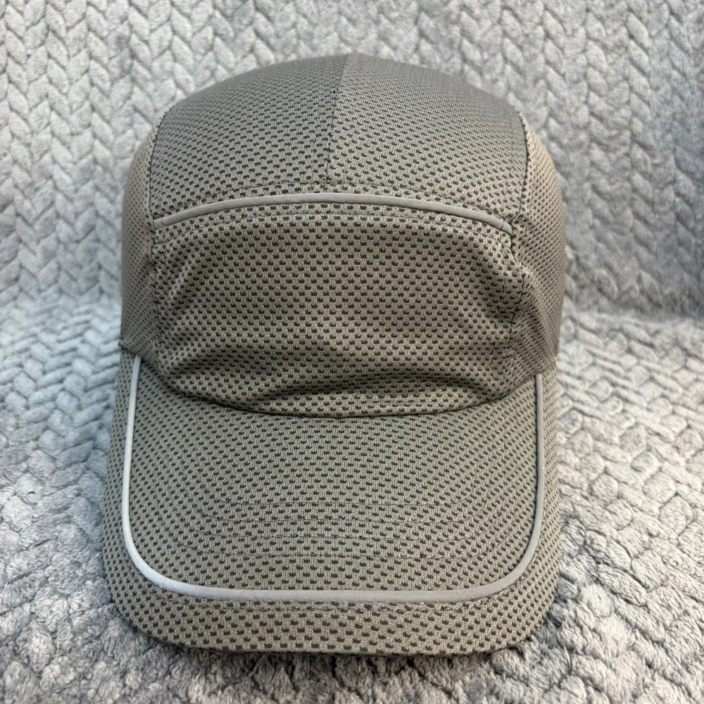 Grey Mesh 5 Panel Running Hat Reflective Piping Adjustable Strap Athletic Cap